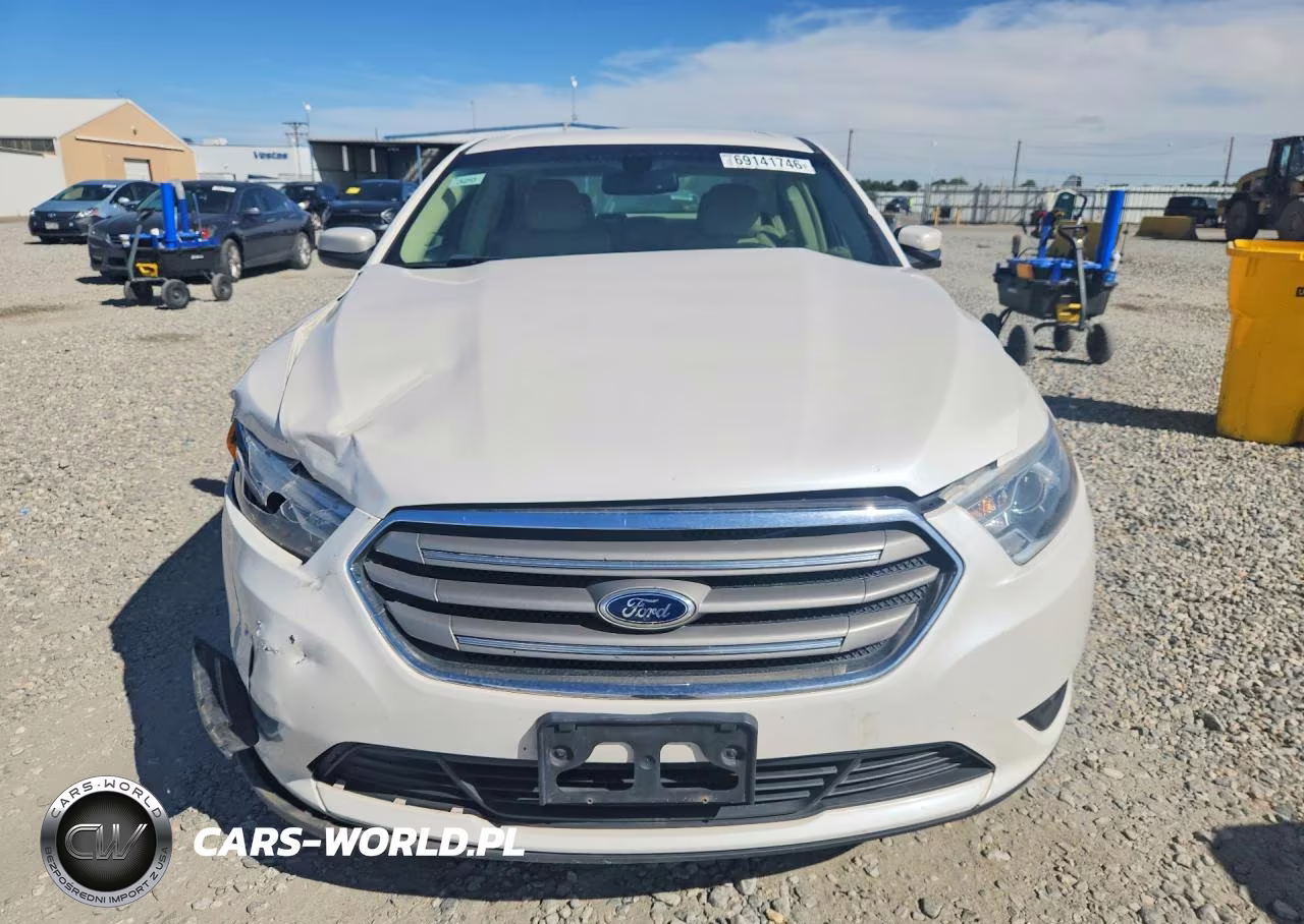 2015 Ford Taurus Sel VIN:1FAHP2H88FG119313 - 5