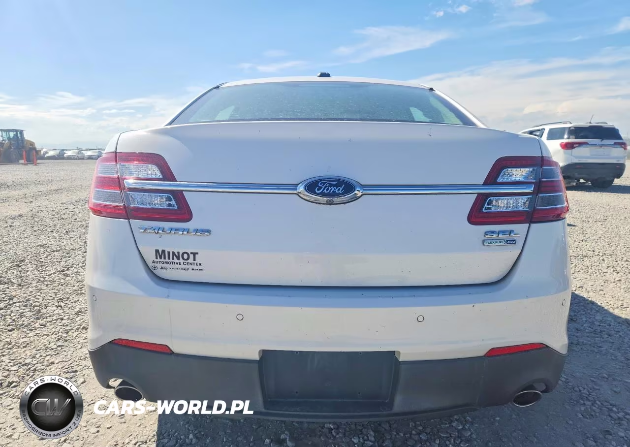 2015 Ford Taurus Sel VIN:1FAHP2H88FG119313 - 6