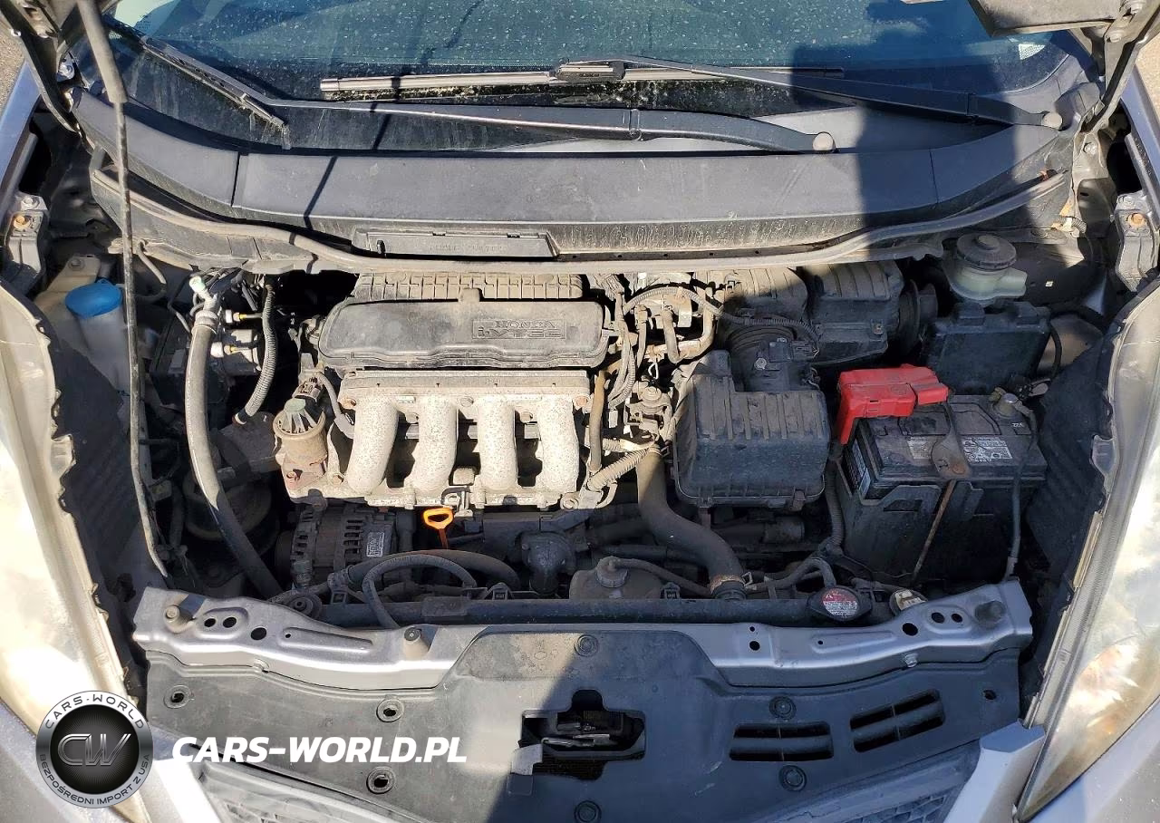 2010 Honda Fit Sport VIN:JHMGE8H48AC005886 - 11