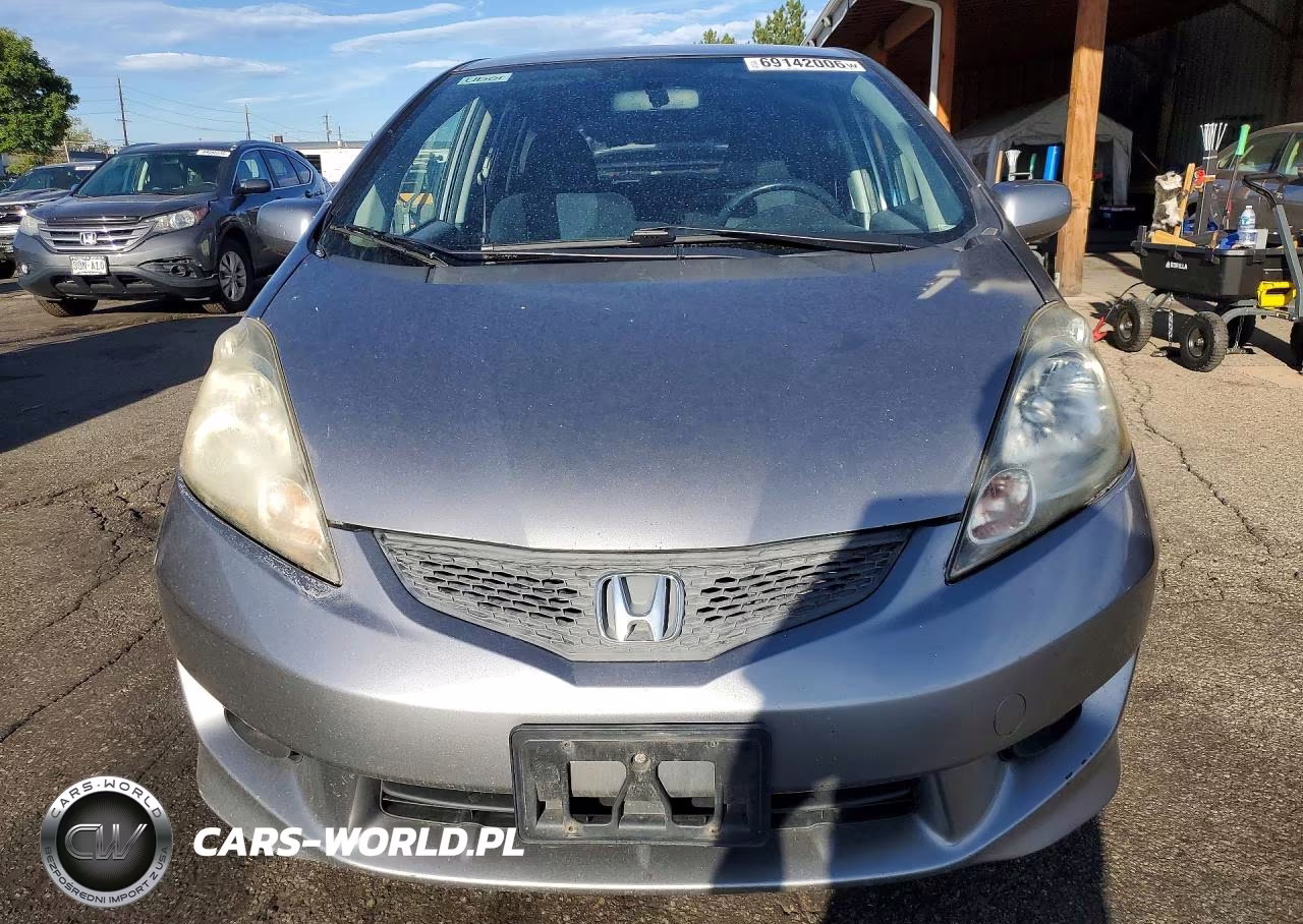 2010 Honda Fit Sport VIN:JHMGE8H48AC005886 - 5