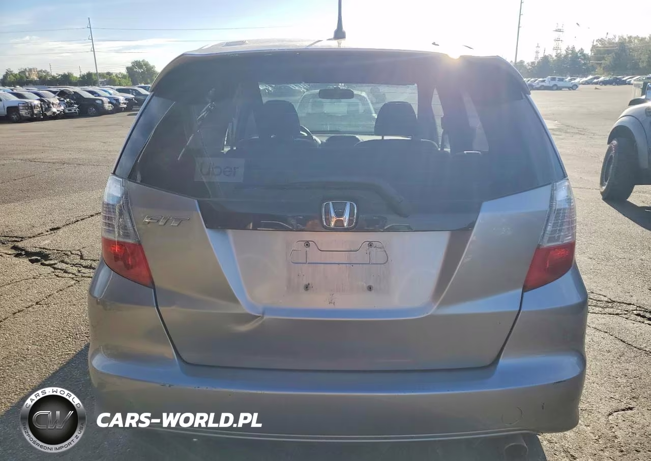 2010 Honda Fit Sport VIN:JHMGE8H48AC005886 - 6