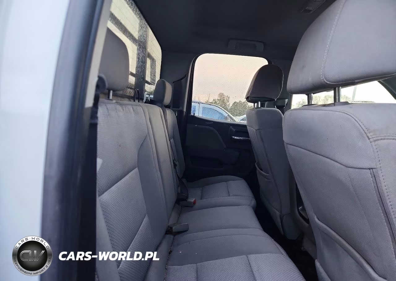 2018 GMC Sierra K2500 Heavy Duty VIN:1GT22REG4JZ335000 - 10