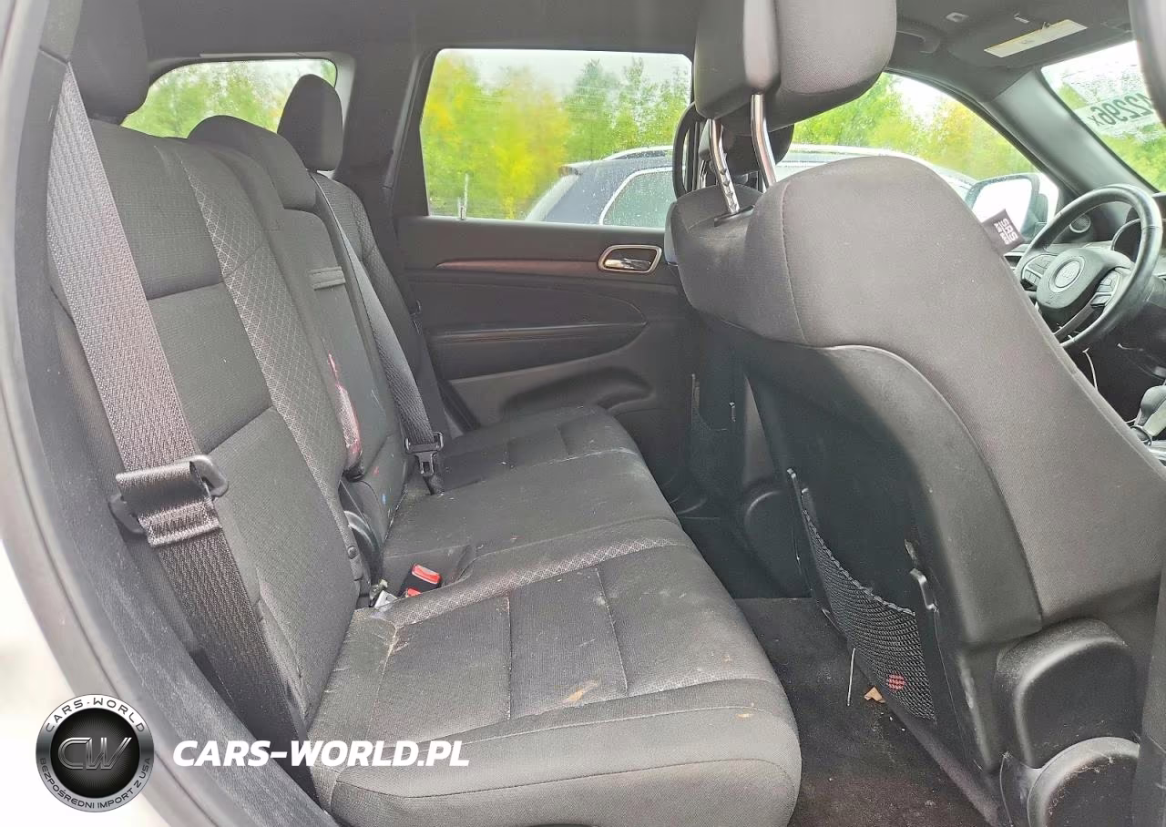 2018 Jeep Grand Cherokee Laredo VIN:1C4RJFAG7JC303716 - 11