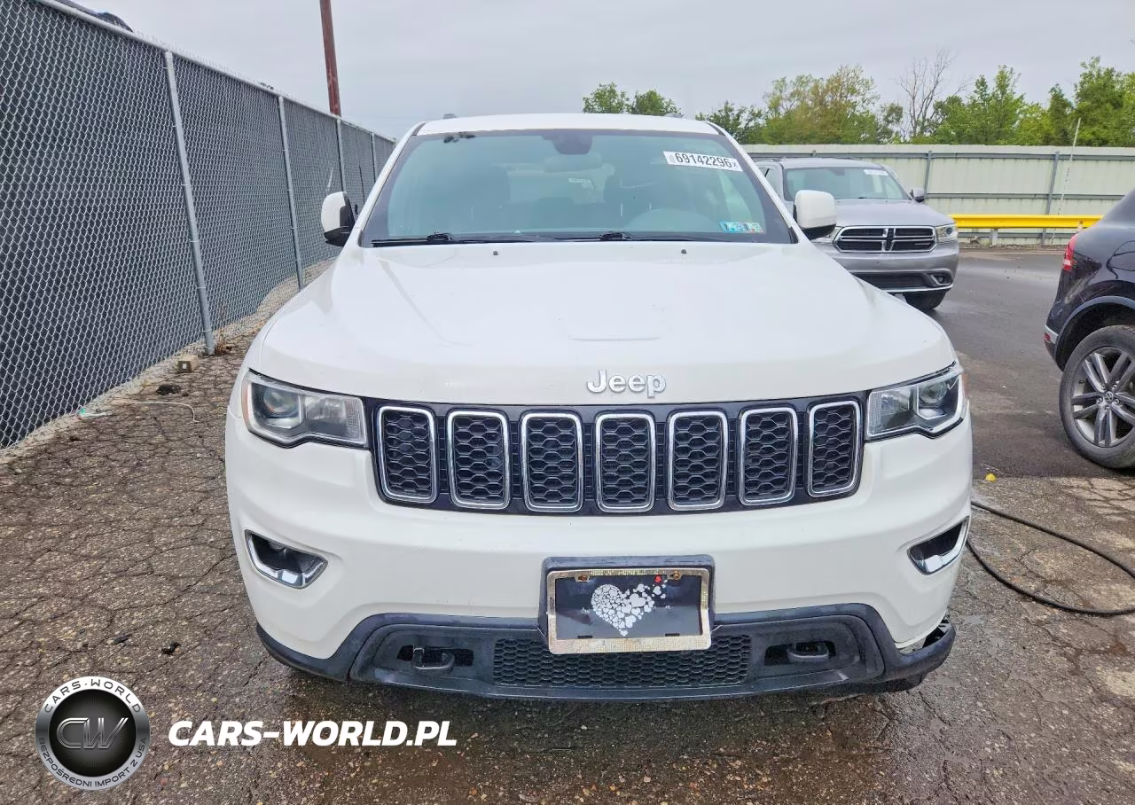 2018 Jeep Grand Cherokee Laredo VIN:1C4RJFAG7JC303716 - 5