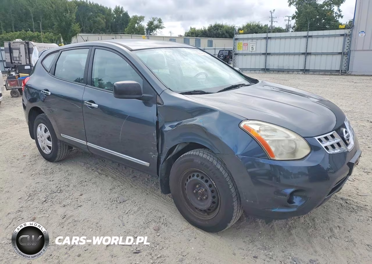 2013 Nissan Rogue S VIN:JN8AS5MV8DW646699 - 4