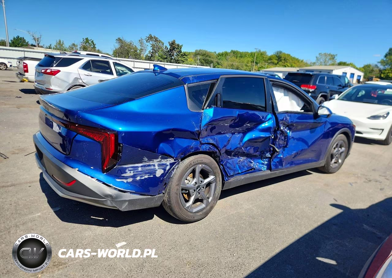 2026 Kia K4 Lxs VIN:3KPFT4DE0TE350853 - 3