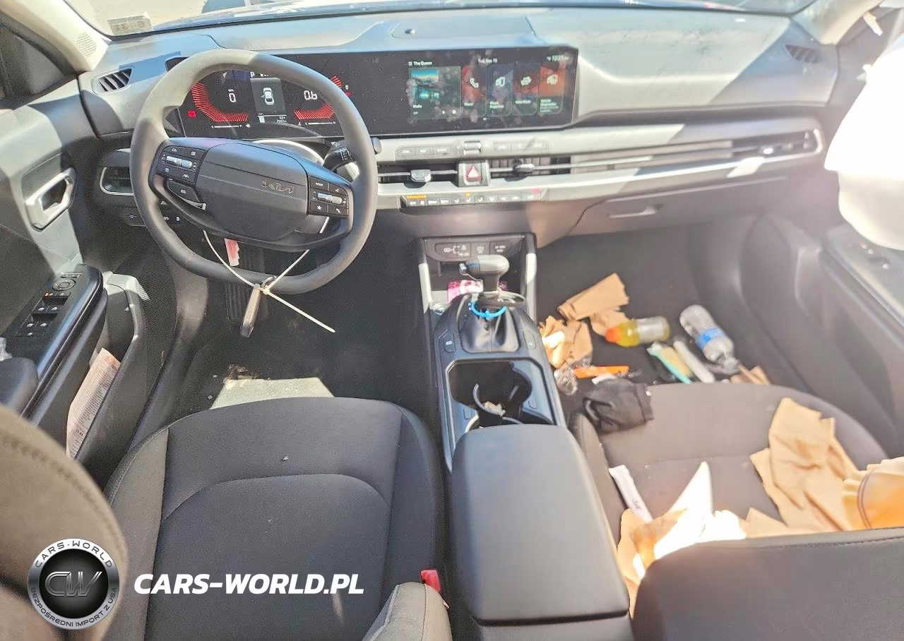 2026 Kia K4 Lxs VIN:3KPFT4DE0TE350853 - 8