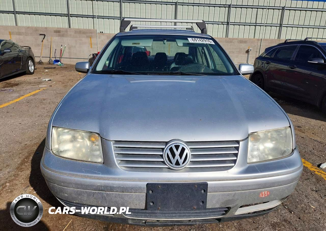 2000 Volkswagen Jetta Gls VIN:3VWSC29M6YM201506 - 5