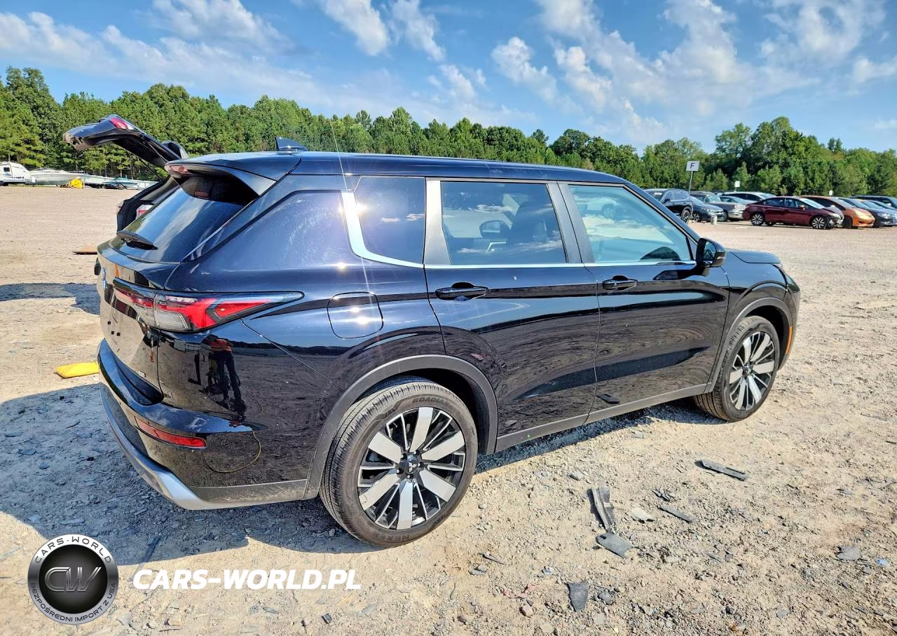 2026 Mitsubishi Outlander Se VIN:JA4J3VAB7TZ017512 - 3