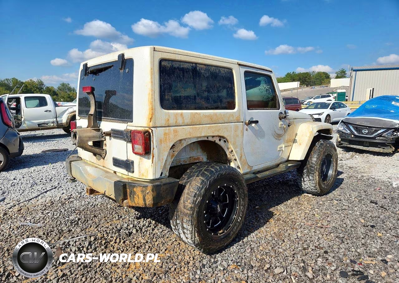 2013 Jeep Wrangler VIN:1C4GJWBG8DL628238 - 3