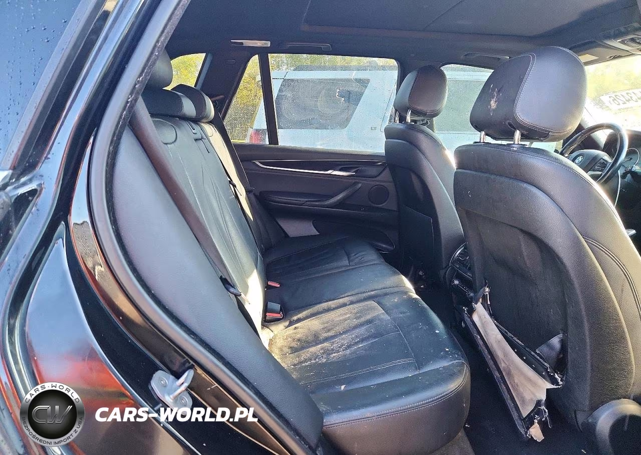 2018 BMW X5 xDrive35I VIN:5UXKR0C54J0X91901 - 11