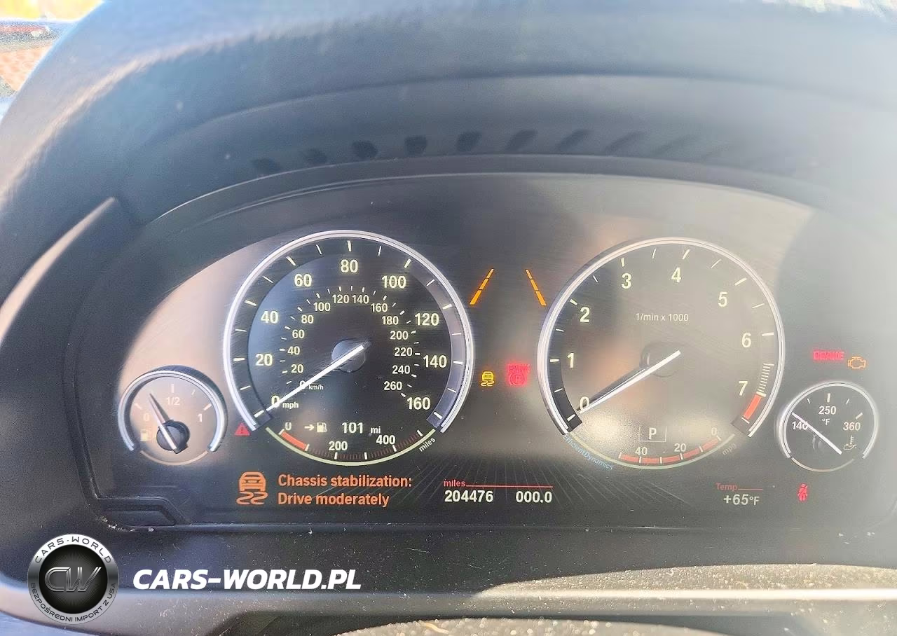 2018 BMW X5 xDrive35I VIN:5UXKR0C54J0X91901 - 9