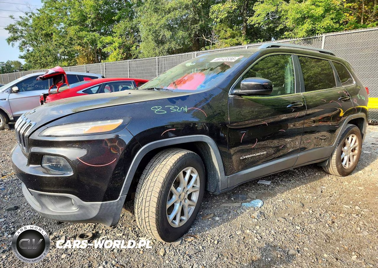 2016 Jeep Cherokee Latitude – zdjęcie 1 z 13