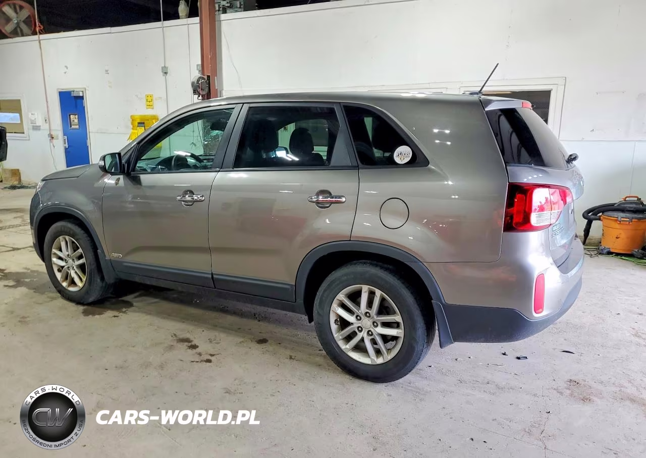 2015 Kia Sorento Lx VIN:5XYKTCA6XFG650509 - 2
