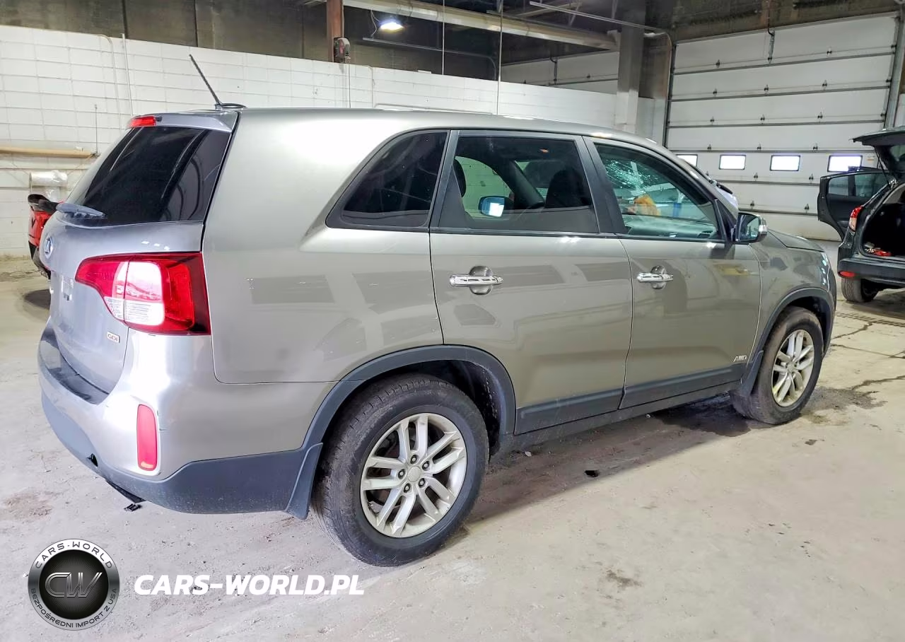 2015 Kia Sorento Lx VIN:5XYKTCA6XFG650509 - 3