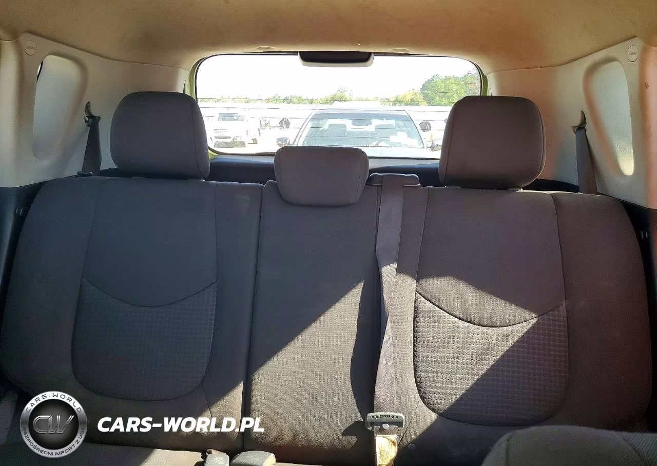 2012 Kia Soul Base VIN:KNDJT2A51C7447935 - 10