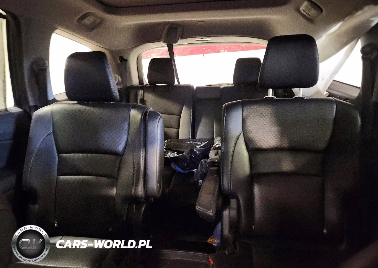 2020 Honda Pilot Elite VIN:5FNYF6H0XLB011652 - 10