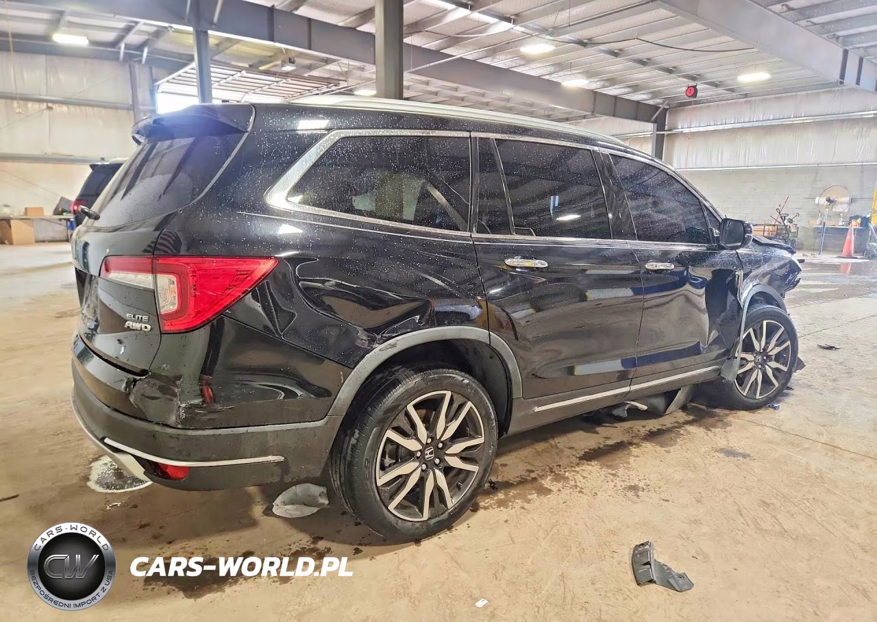 2020 Honda Pilot Elite VIN:5FNYF6H0XLB011652 - 3