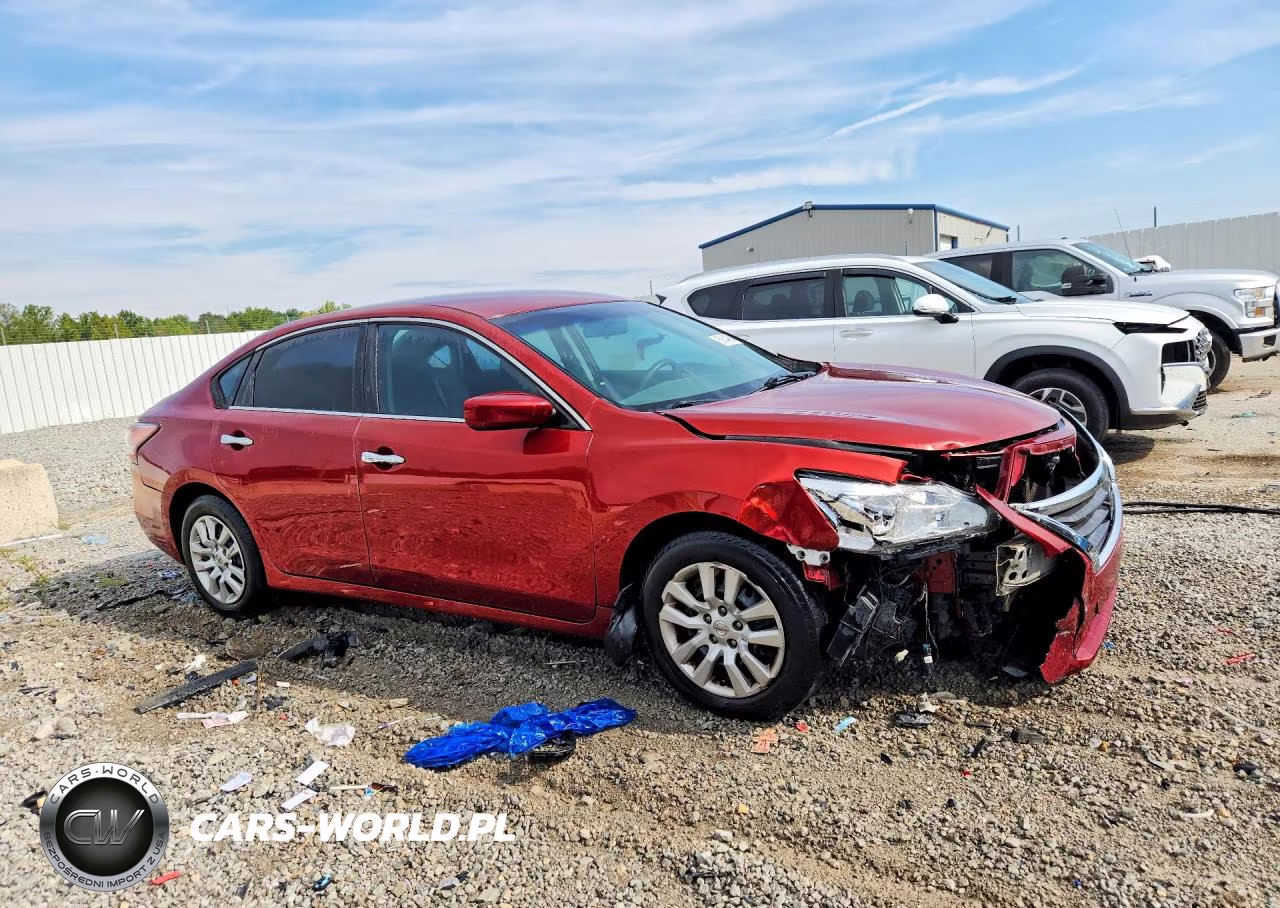 2014 Nissan Altima 2.5 S VIN:1N4AL3AP7EC132631 - 4
