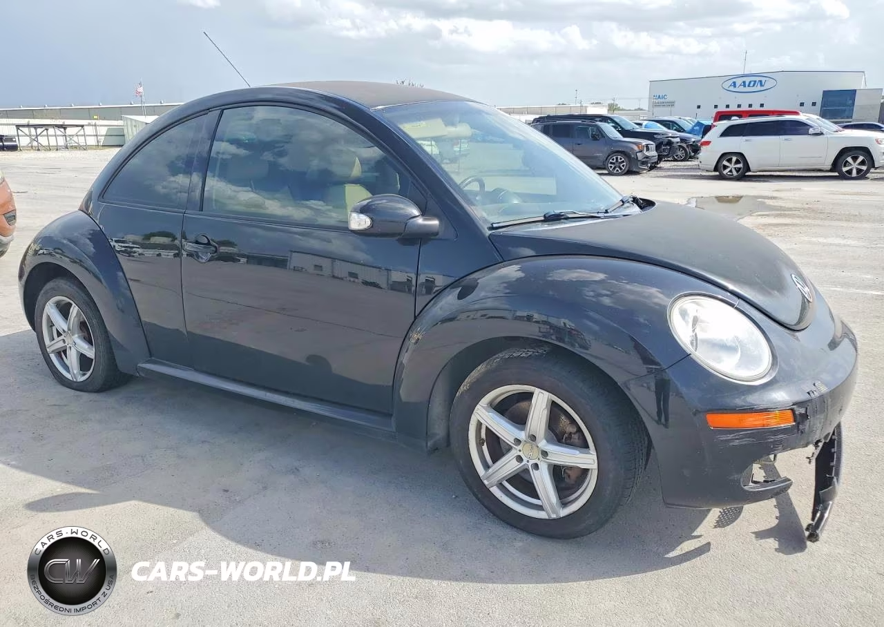 2010 Volkswagen New Beetle VIN:3VWPG3AG6AM035709 - 4