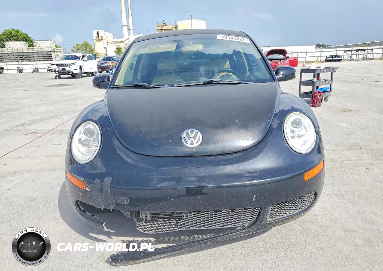 2010 Volkswagen New Beetle VIN:3VWPG3AG6AM035709 - 5