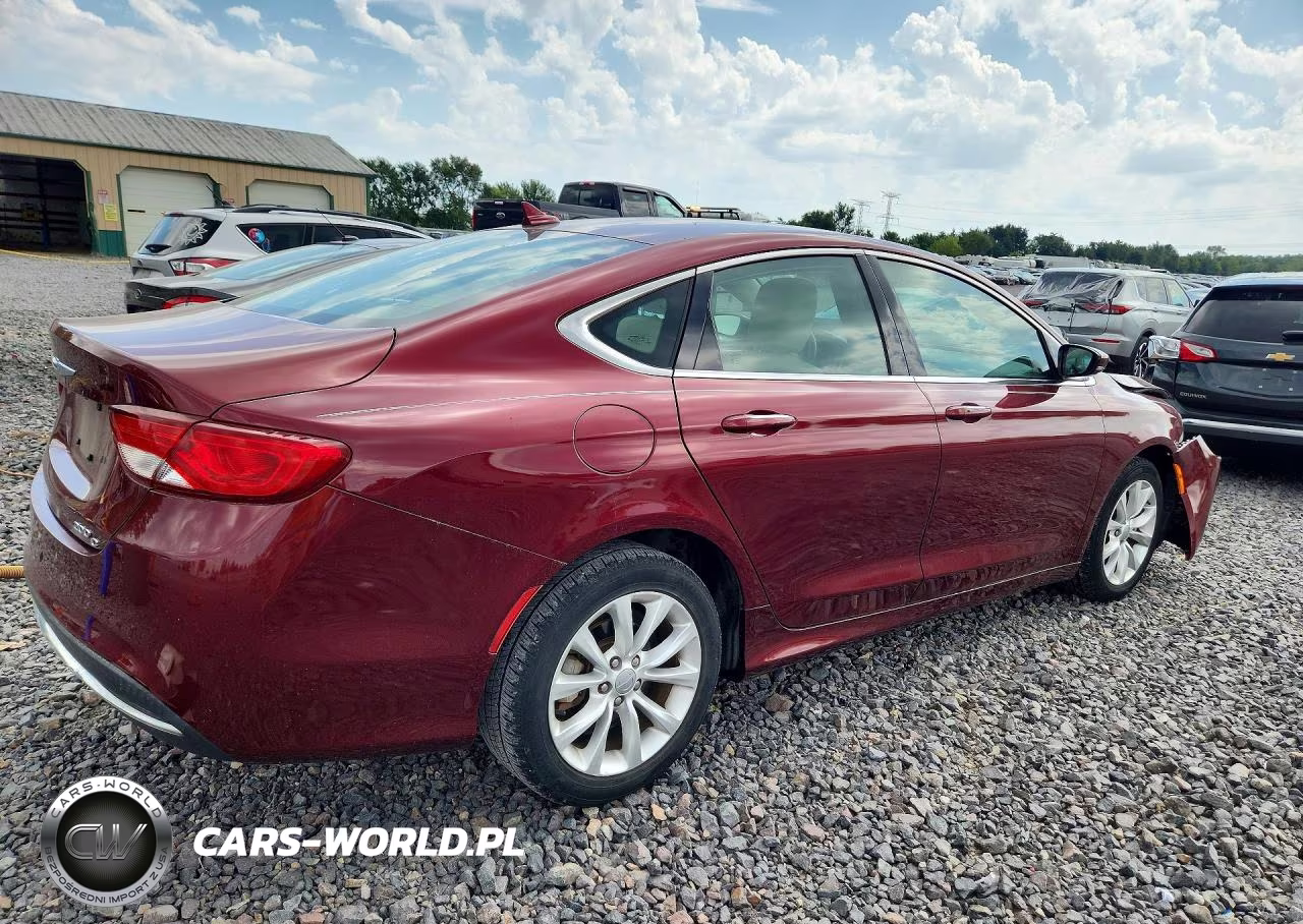 2015 Chrysler 200 C VIN:1C3CCCCB5FN605618 - 3