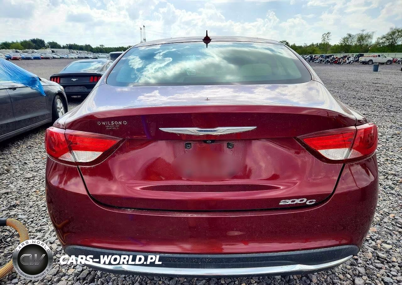 2015 Chrysler 200 C VIN:1C3CCCCB5FN605618 - 6