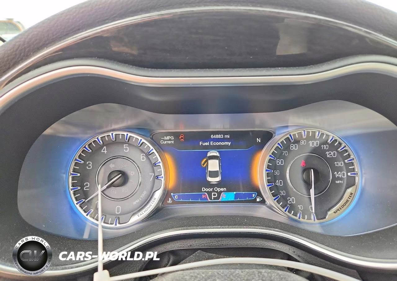 2015 Chrysler 200 C VIN:1C3CCCCB5FN605618 - 9
