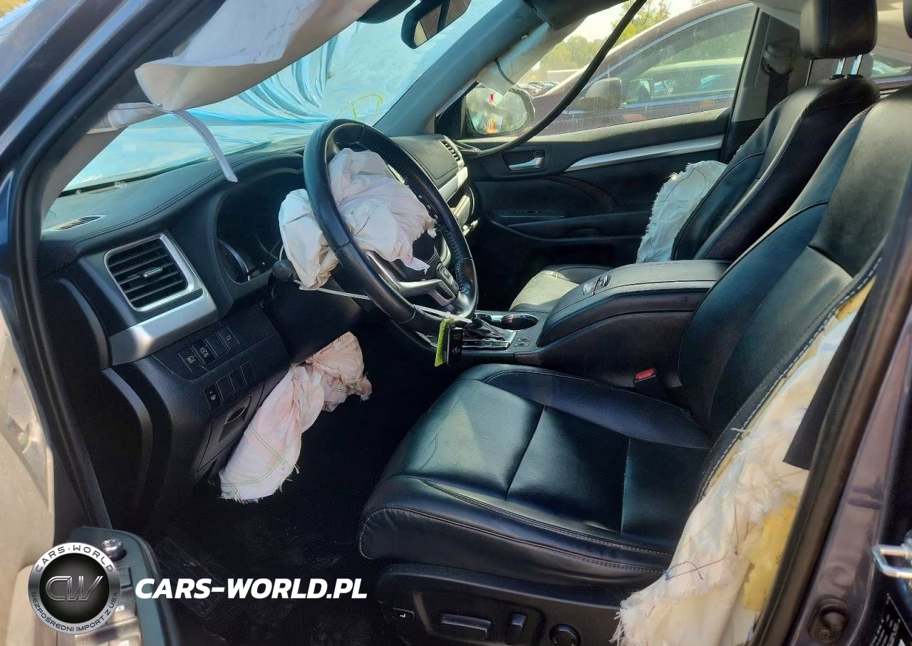 2019 Toyota Highlander Xle VIN:5TDJZRFH0KS739414 - 7