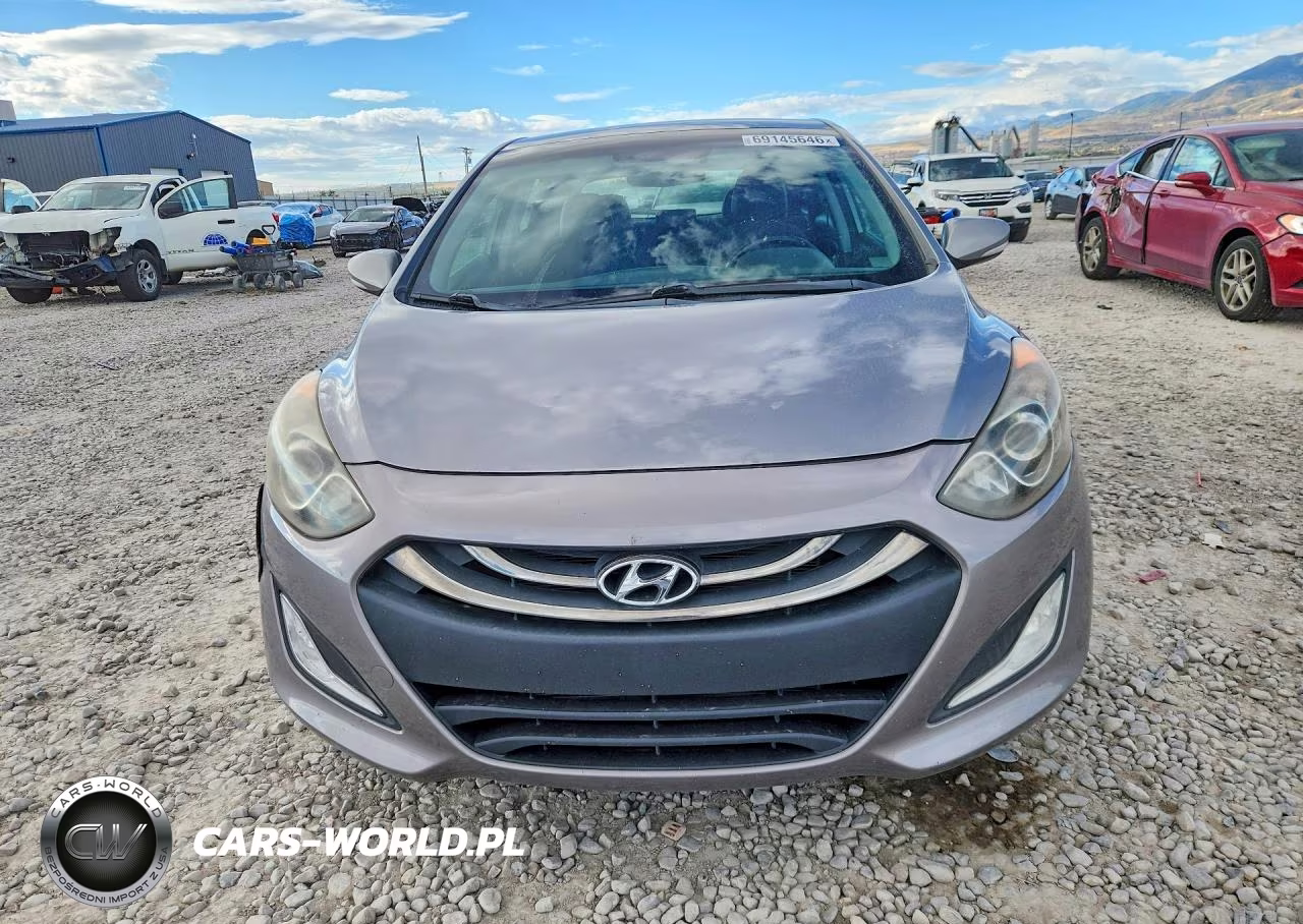 2013 Hyundai Elantra Gt Base VIN:KMHD35LE4DU090941 - 5