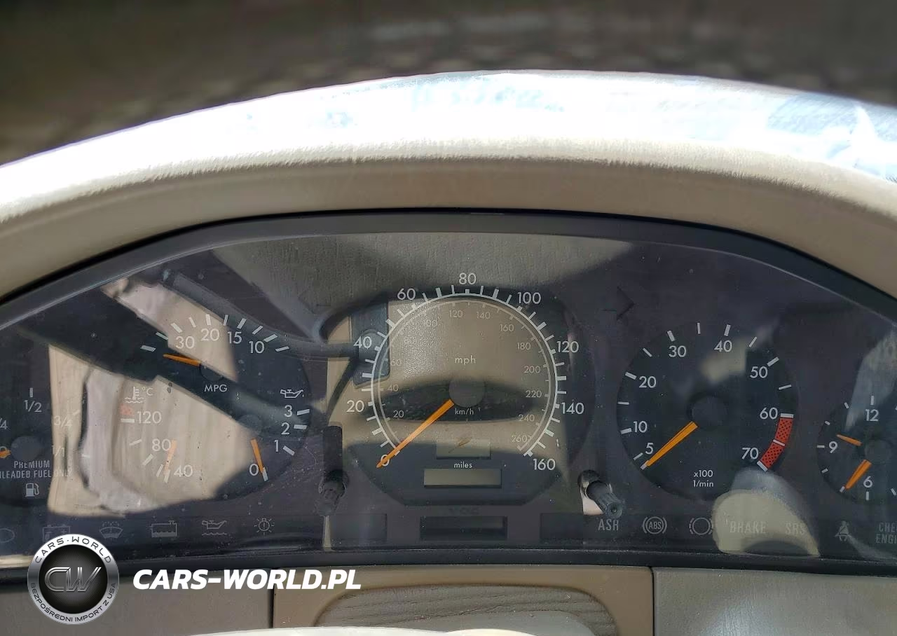 1997 Mercedes-Benz S 500 VIN:WDBGA70G3VA370067 - 9