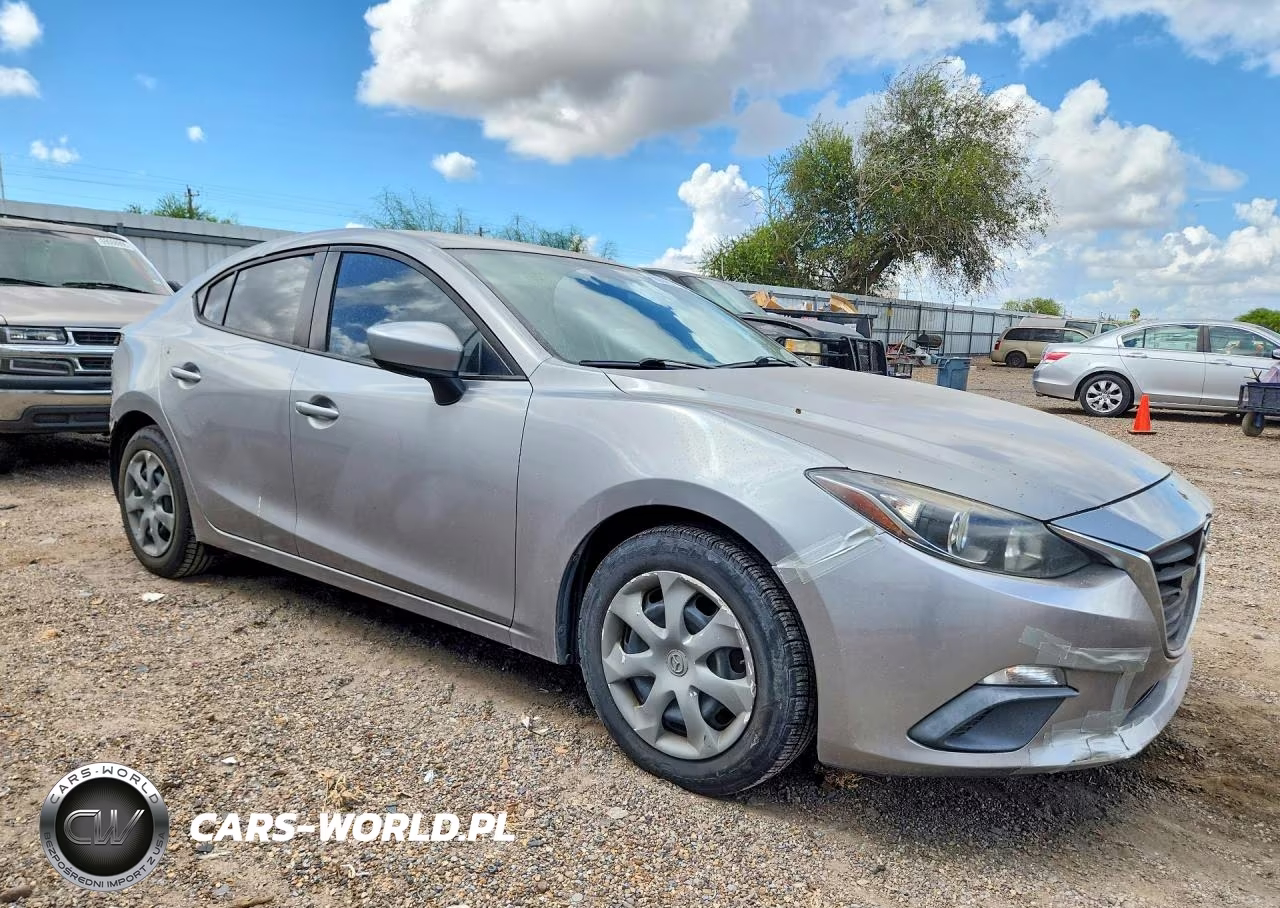 2015 Mazda 3 Sport VIN:3MZBM1U72FM194303 - 4