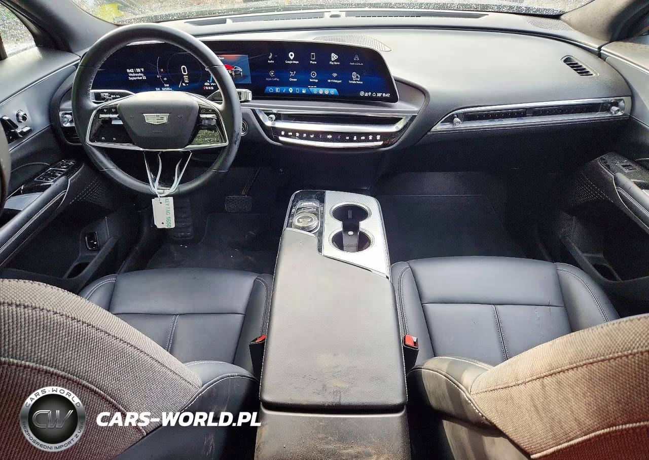 2024 Cadillac Lyriq Tech VIN:1GYKPMRL4RZ113087 - 8