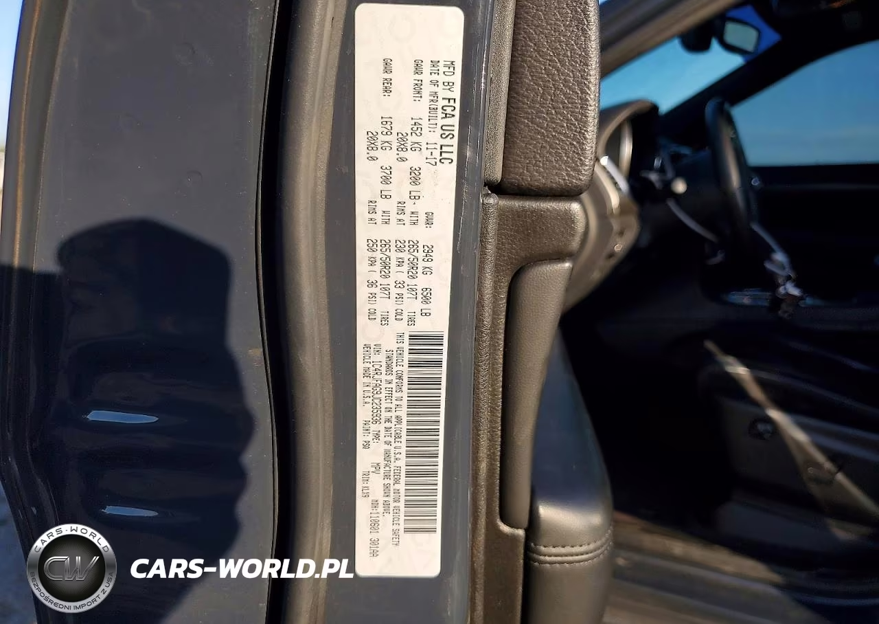 2018 Jeep Grand Cherokee Laredo VIN:1C4RJFAG9JC235936 - 13