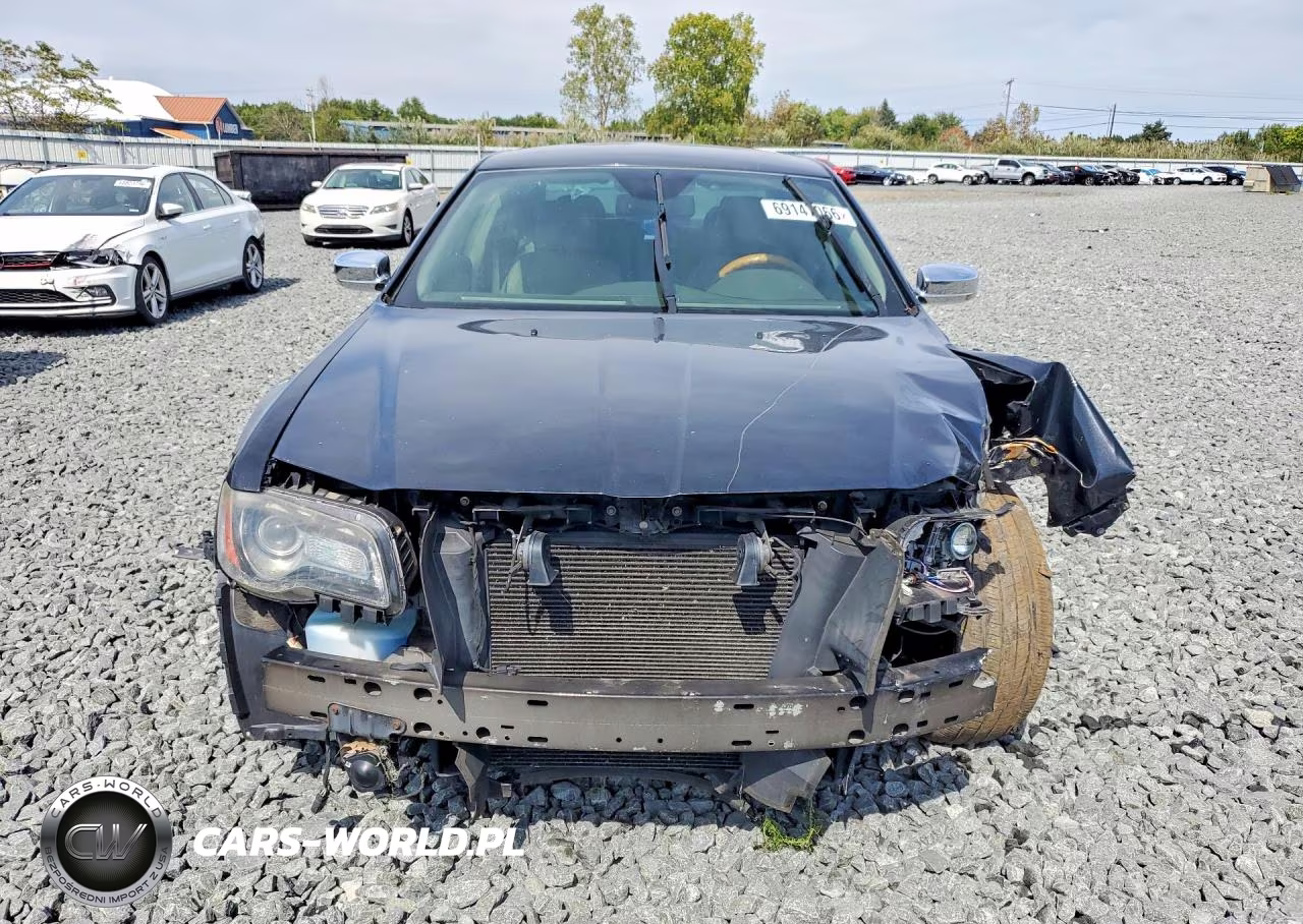 2014 Chrysler 300C VIN:2C3CCAEGXEH340036 - 5