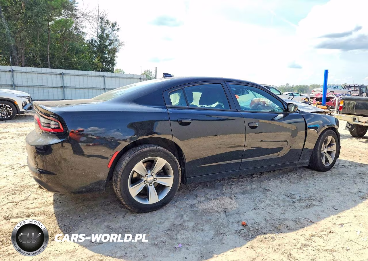 2018 Dodge Charger Sxt Plus VIN:2C3CDXHG8JH156655 - 3