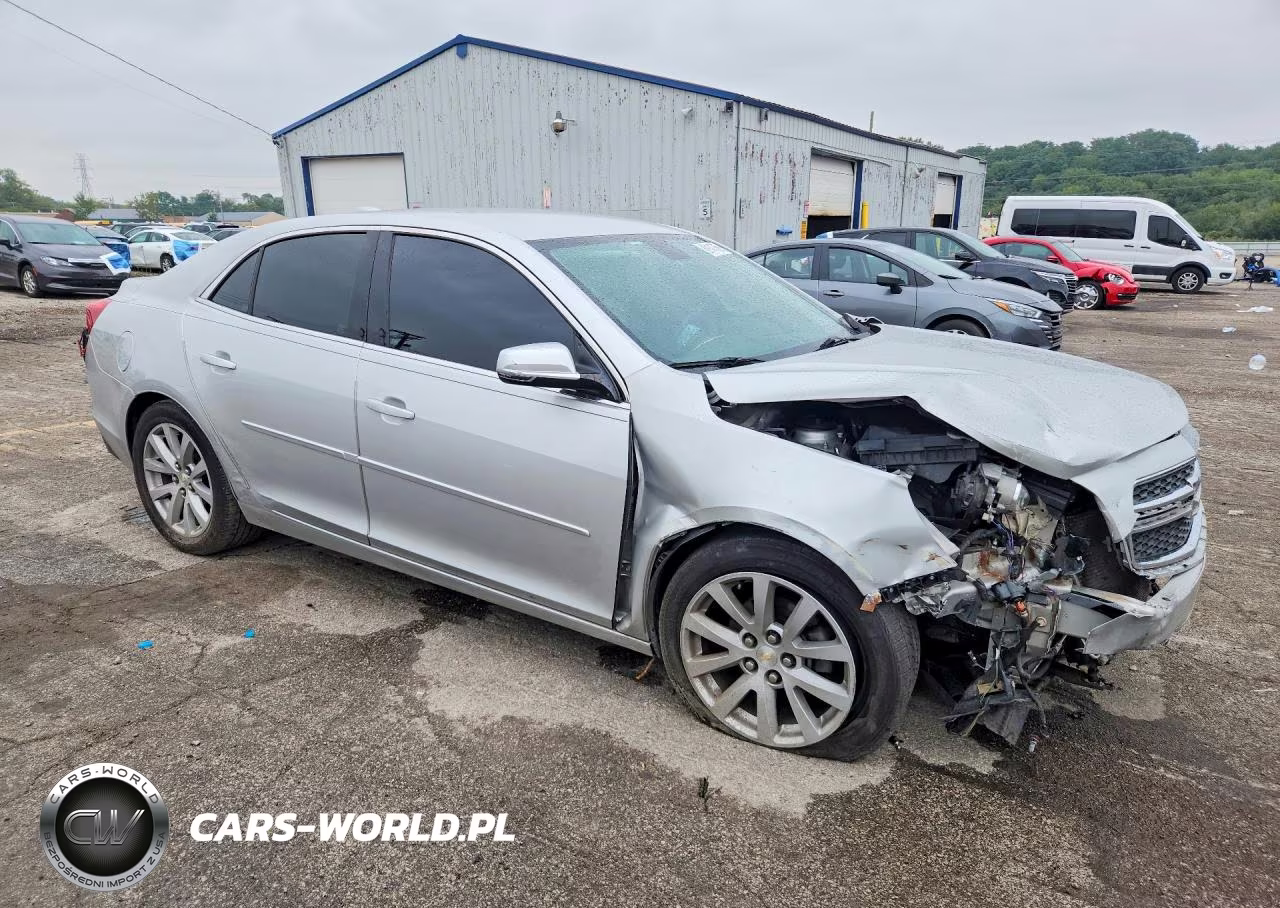 2015 Chevrolet Malibu 2Lt VIN:1G11D5SL8FF352707 - 4