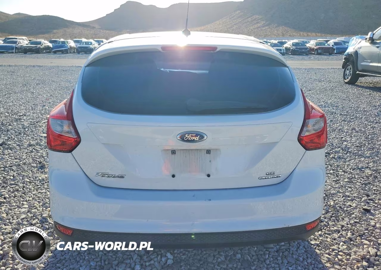 2013 Ford Focus Se VIN:1FADP3K26DL363135 - 6