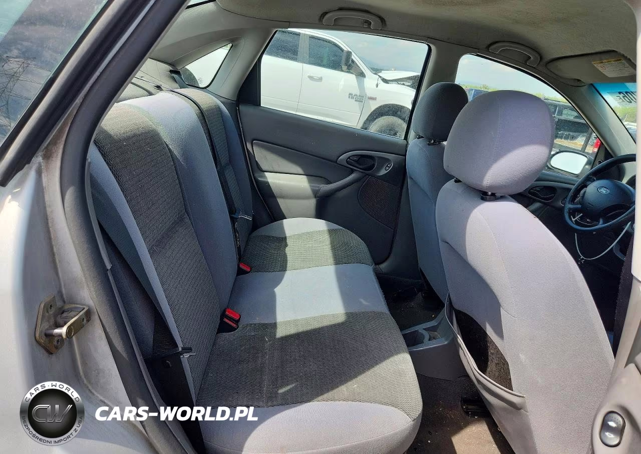 2004 Ford Focus Se Comfort VIN:1FAFP34374W103212 - 10