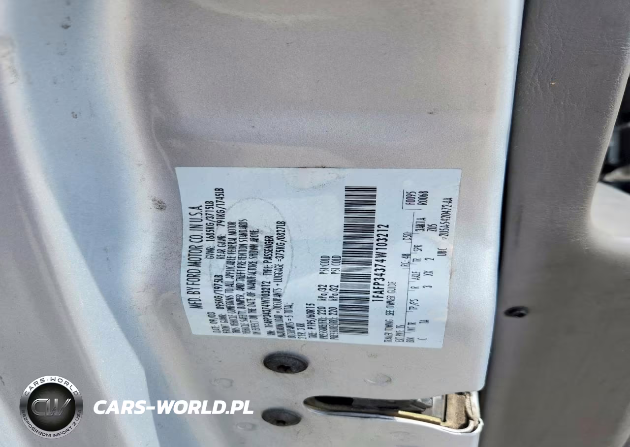 2004 Ford Focus Se Comfort VIN:1FAFP34374W103212 - 13