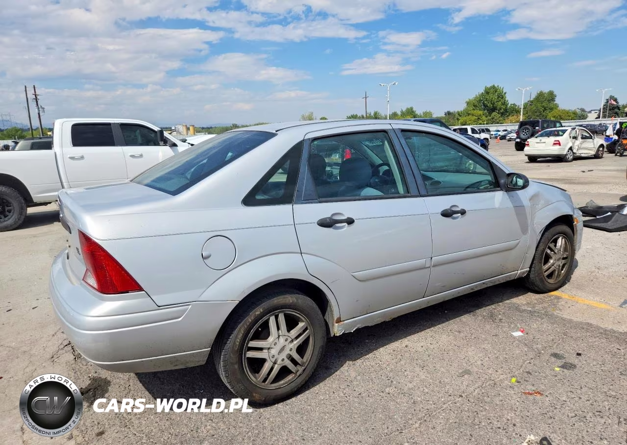 2004 Ford Focus Se Comfort VIN:1FAFP34374W103212 - 3