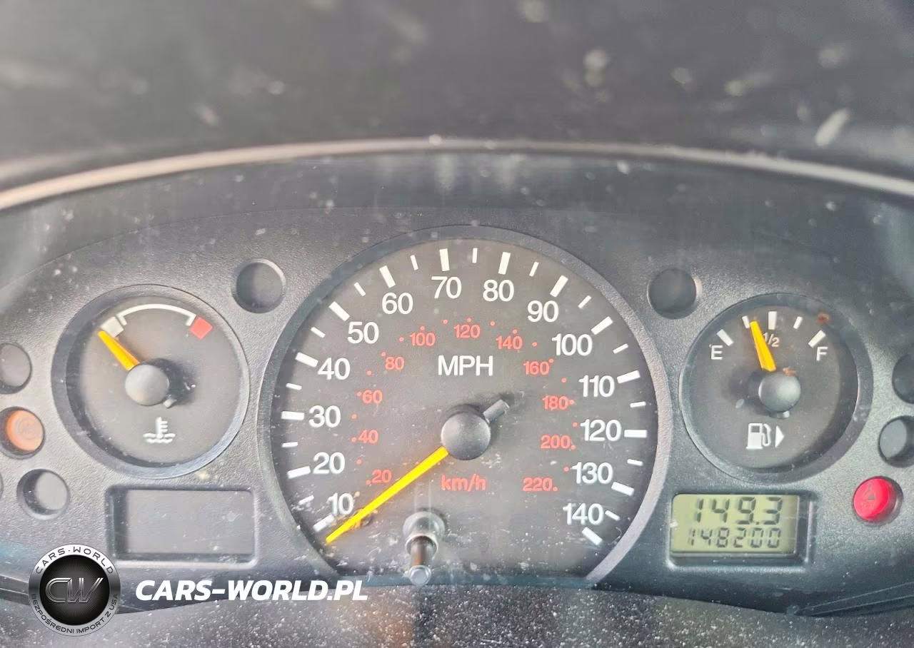 2004 Ford Focus Se Comfort VIN:1FAFP34374W103212 - 9