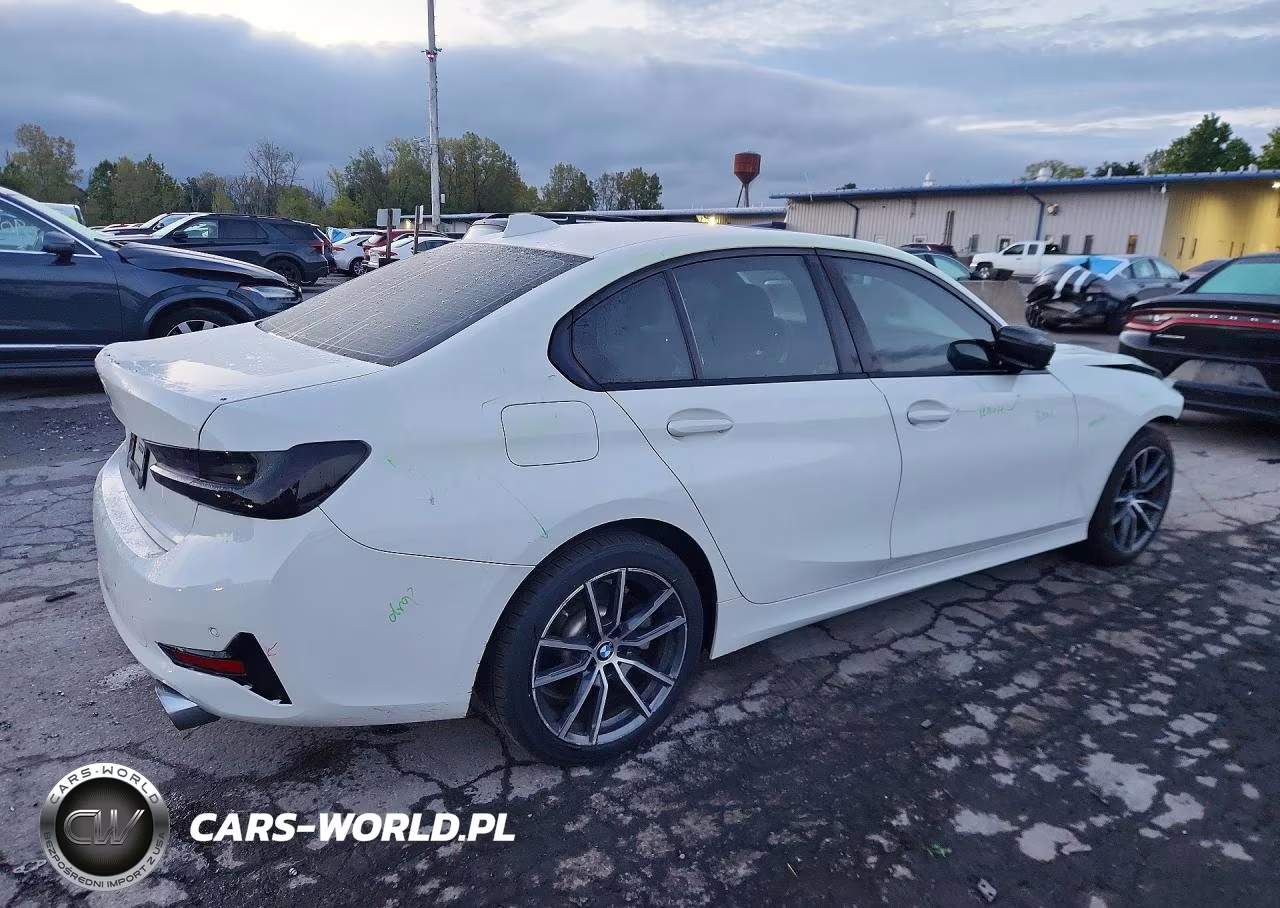 2021 BMW 330Xi VIN:3MW5R7J05M8C18494 - 3