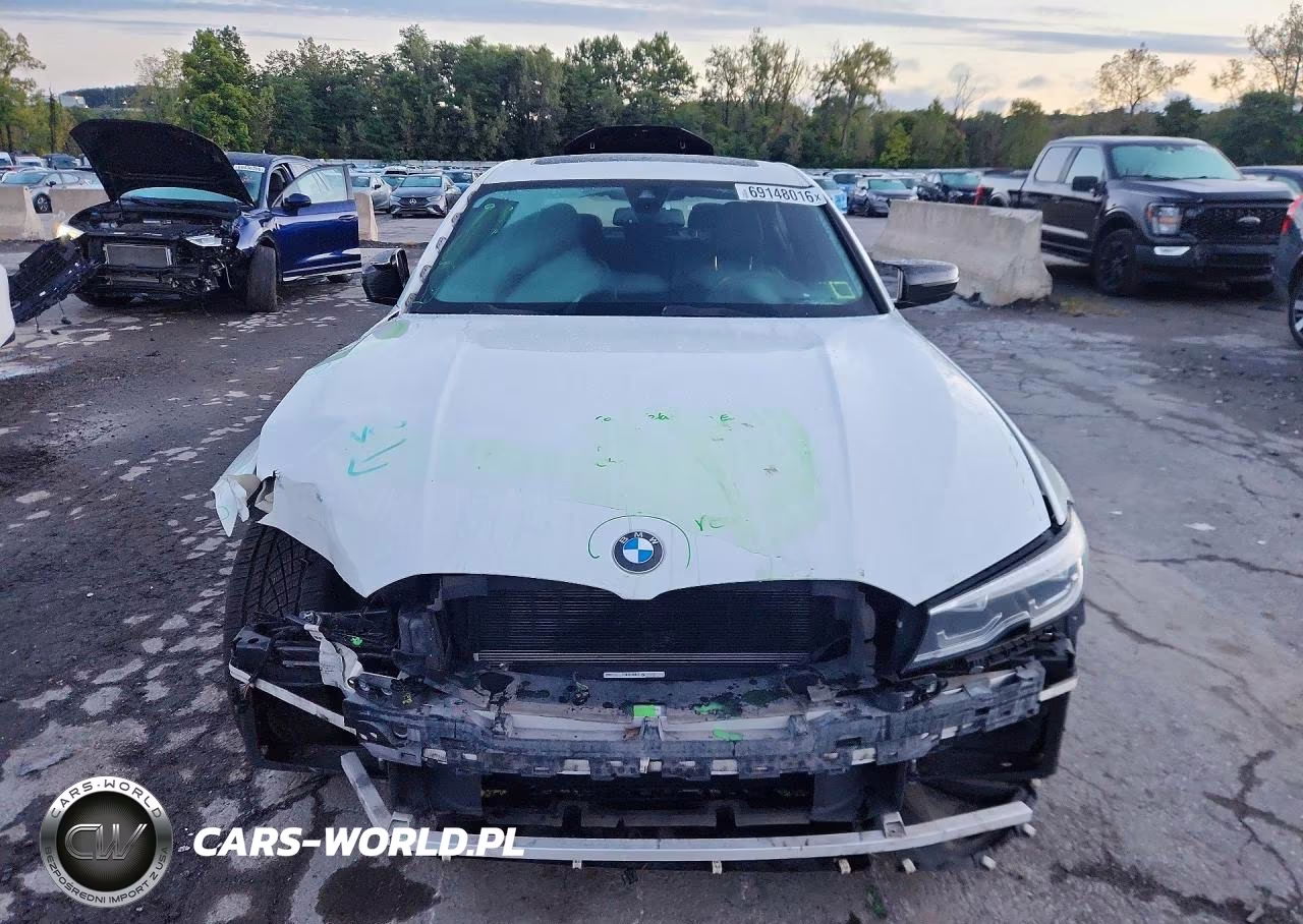 2021 BMW 330Xi VIN:3MW5R7J05M8C18494 - 5
