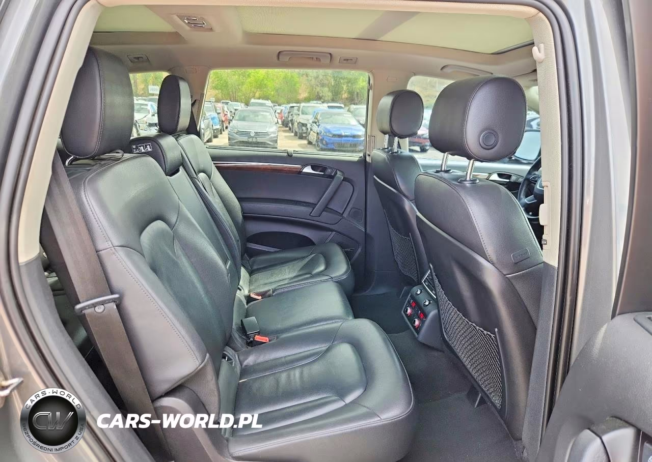 2015 Audi Q7 Premium Plus VIN:WA1LGAFE9FD029722 - 11