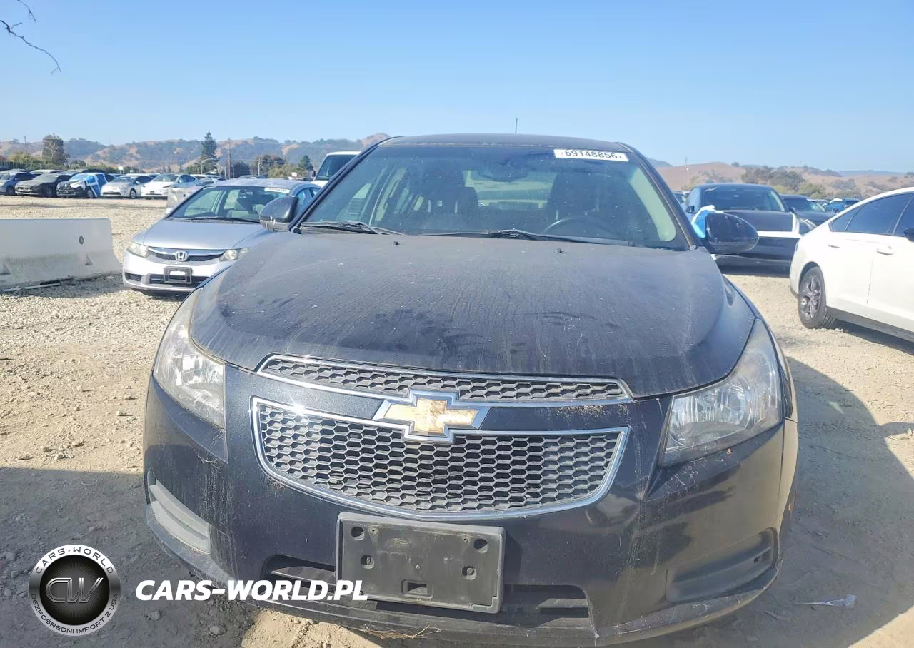 2014 Chevrolet Cruze Lt VIN:1G1PC5SB6E7334025 - 5