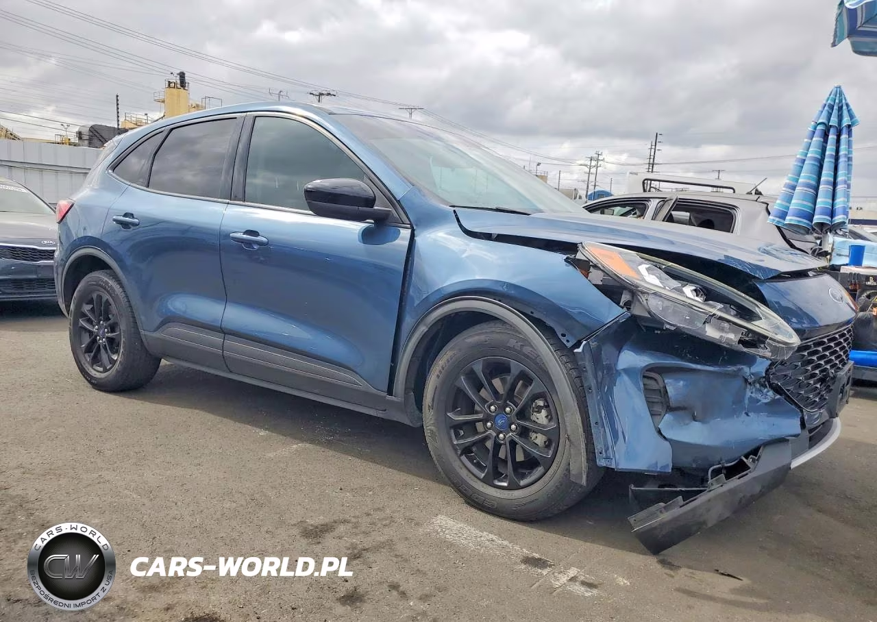 2020 Ford Escape Se Sport VIN:1FMCU0BZ9LUB78978 - 4