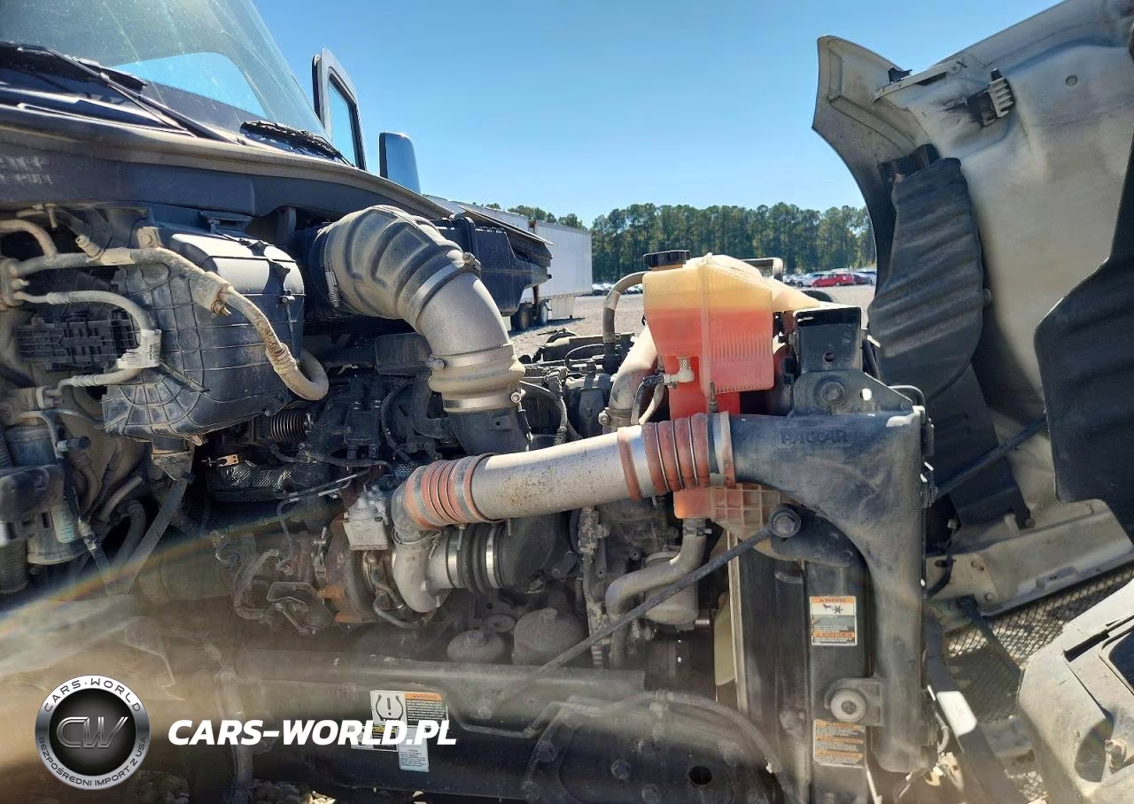 2020 Kenworth Construction T680 VIN:1XKYDP9X3LJ311151 - 11