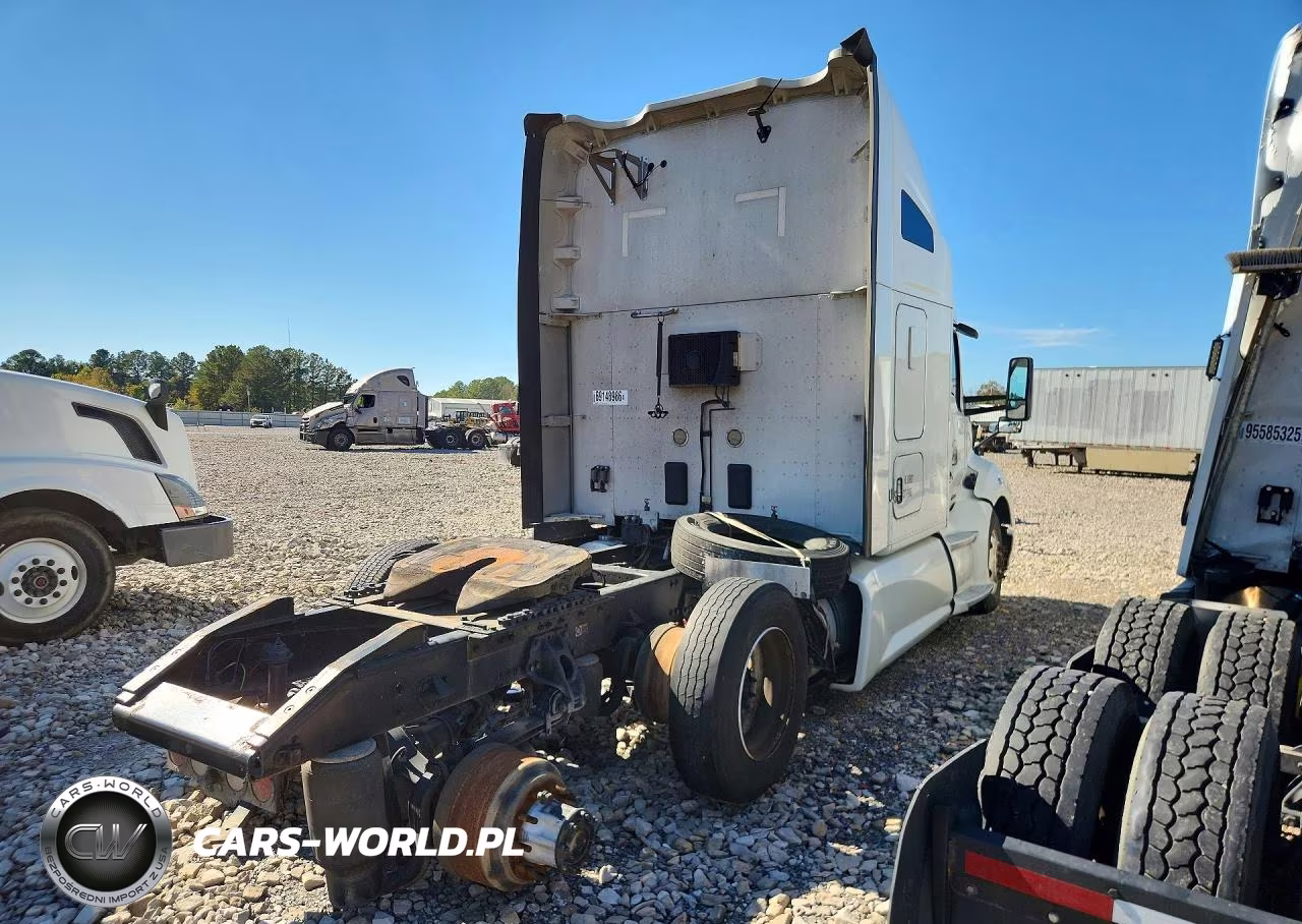 2020 Kenworth Construction T680 VIN:1XKYDP9X3LJ311151 - 3