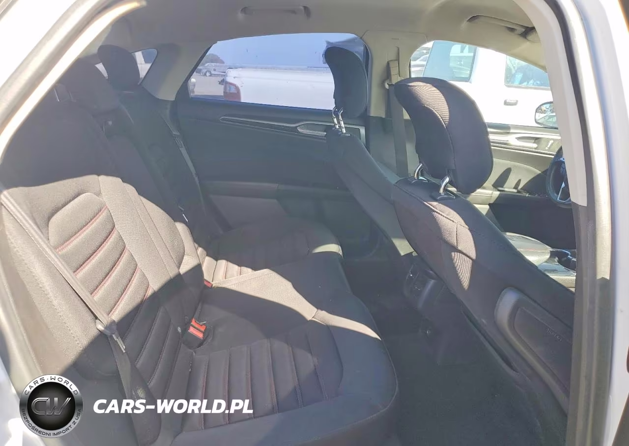 2014 Ford Fusion Se VIN:3FA6P0H73ER357693 - 10